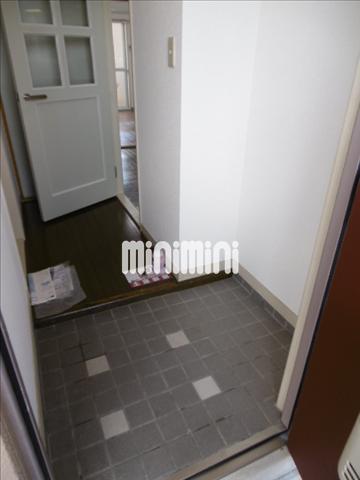 玄関　広めの玄関ですね