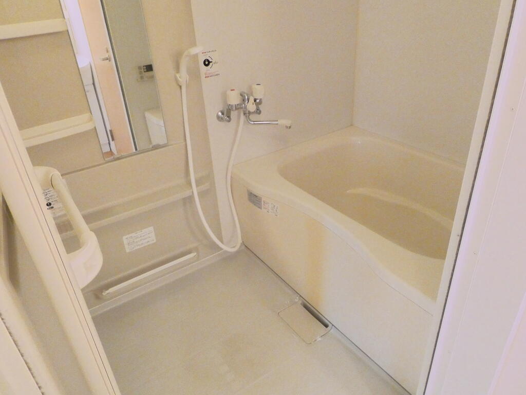 バス・シャワールーム　バス