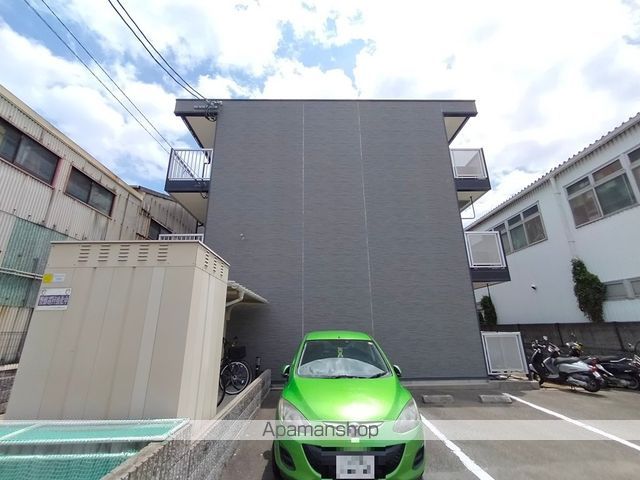 レオパレス長洲西通の外観写真