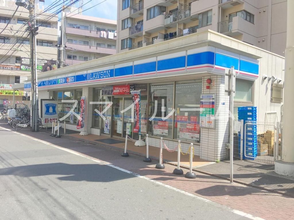 コンビニ　ローソン蒲田駅東店（コンビニ）まで170m