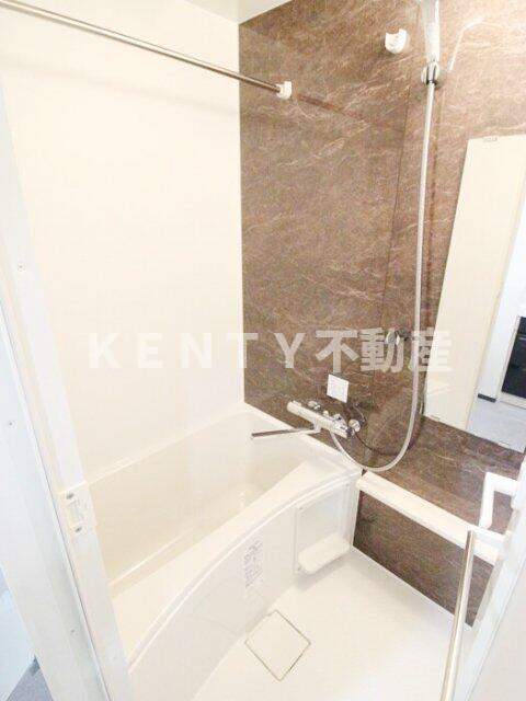 バス・シャワールーム　お風呂で日々の疲れを落としましょう