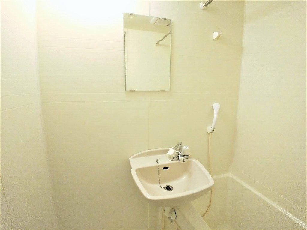 洗面設備　★バスルーム（浴室乾燥機付き）★