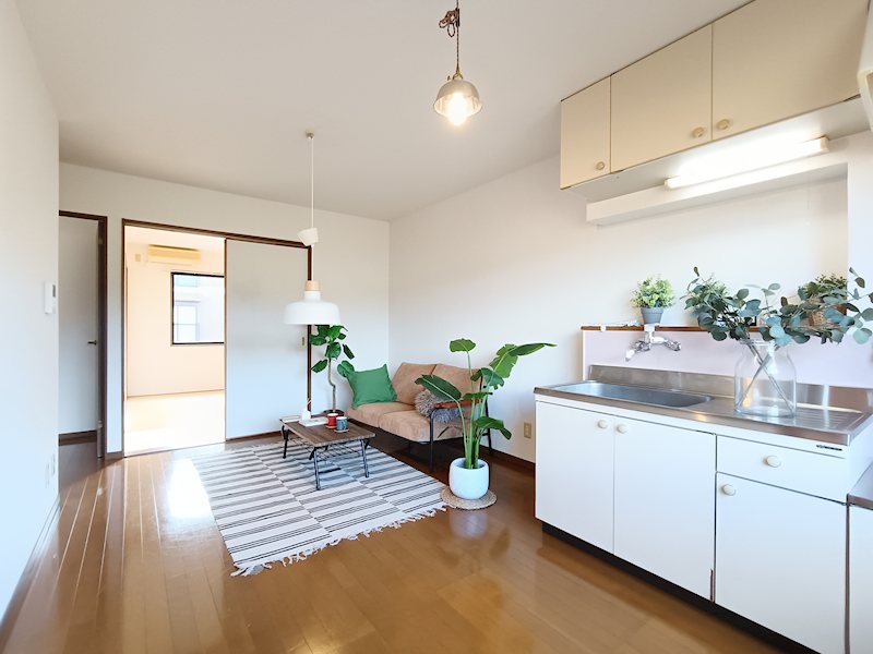 居室・リビング　※写真内の備品は設備に含まれません。