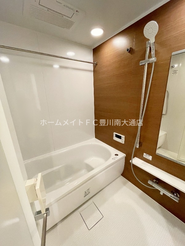 バス・シャワールーム　同型別部屋写真