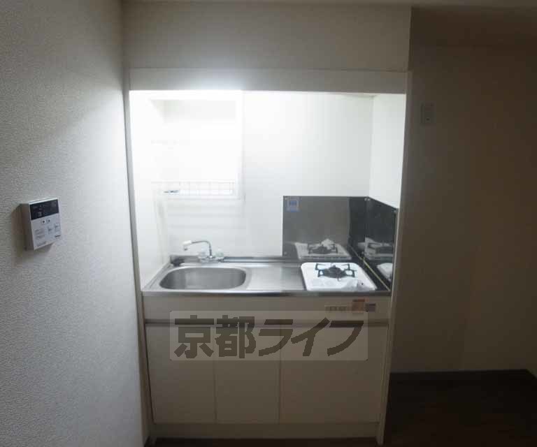 キッチン　調理スペースも確保されています。