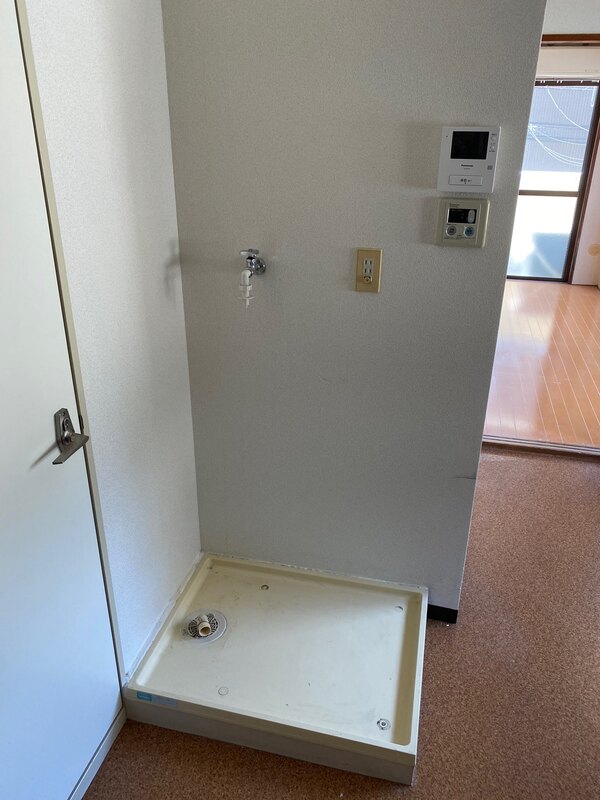 その他設備　洗濯機置場