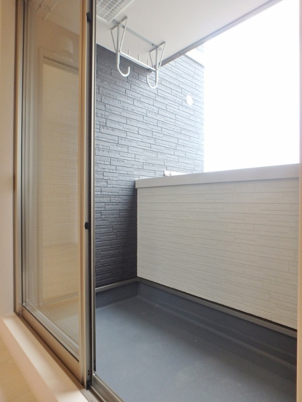 バルコニー　図面と現状に相違がある場合には現状を優先