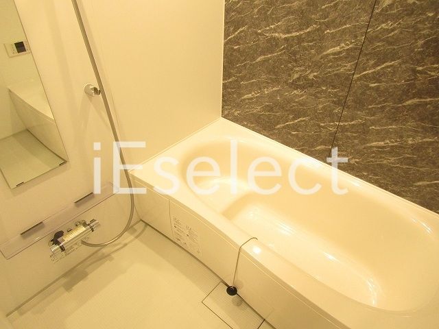 バス・シャワールーム　広々１坪バスでリラックス♪