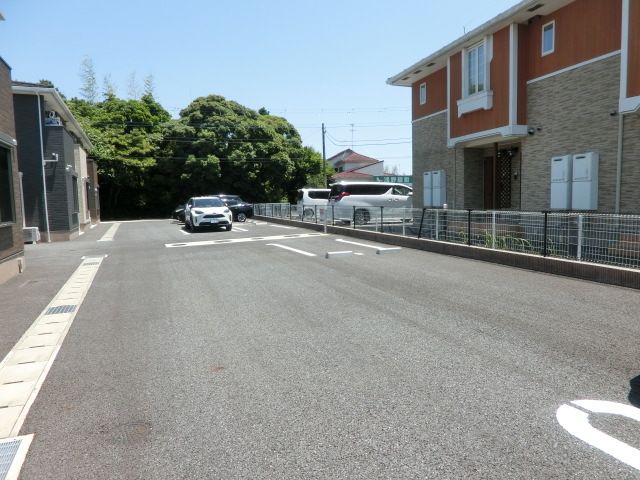 駐車場　敷地内駐車場ございます