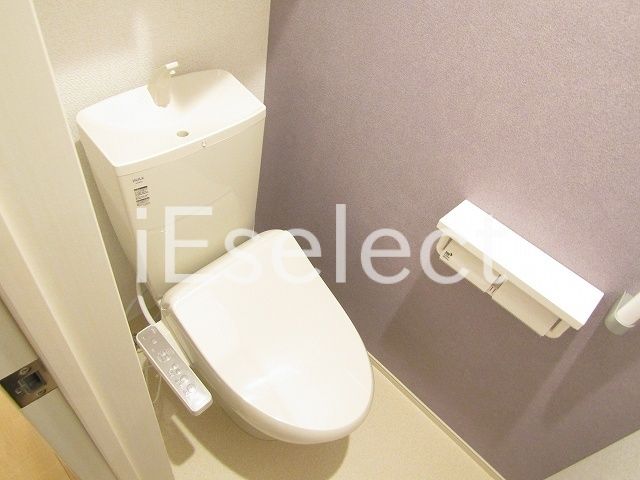 トイレ　洗浄機能付き♪