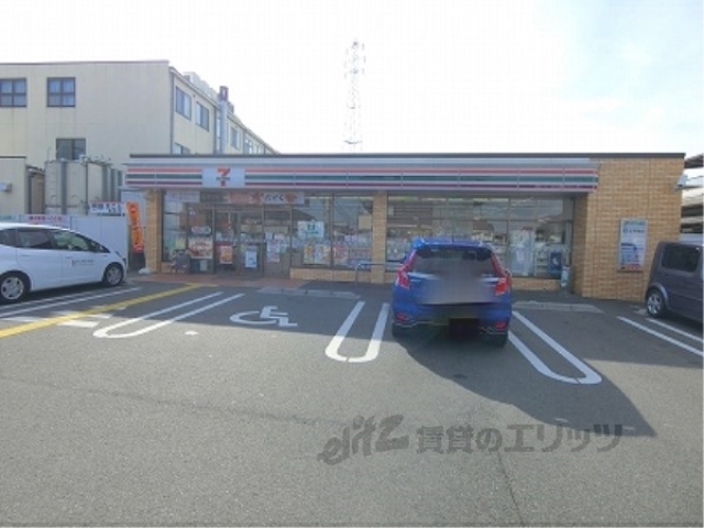 コンビニ　セブンイレブン大江７丁目店（コンビニ）まで700m