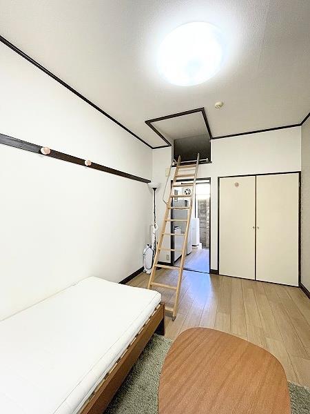 その他部屋・スペース　洋室6帖・家具家電付き