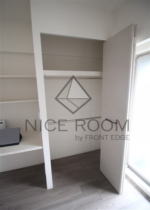 収納　アーバネックス難波WEST　クローゼット