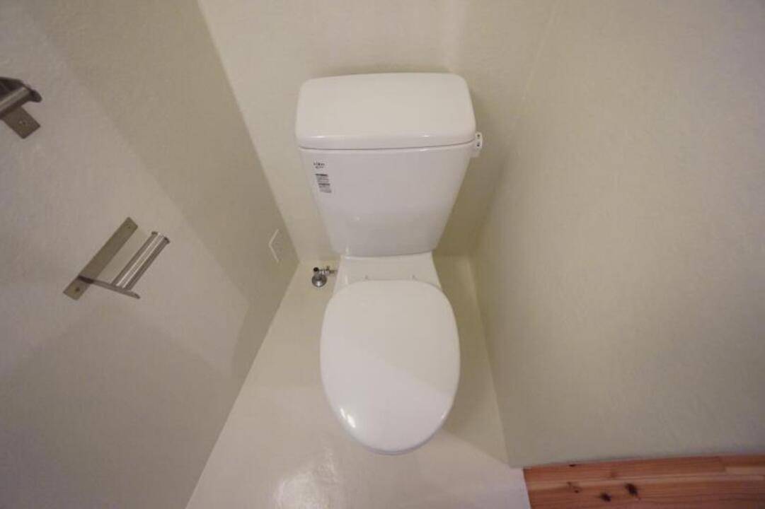 トイレ　トイレ