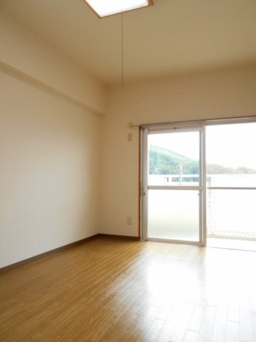 トイレ　温水洗浄暖房便座