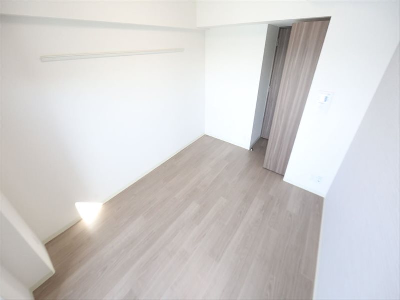 その他部屋・スペース　洋室6.8帖　クローゼット付（収納充実してます）