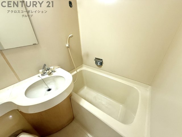 バス・シャワールーム　シンプルで機能的なユニットバスです！