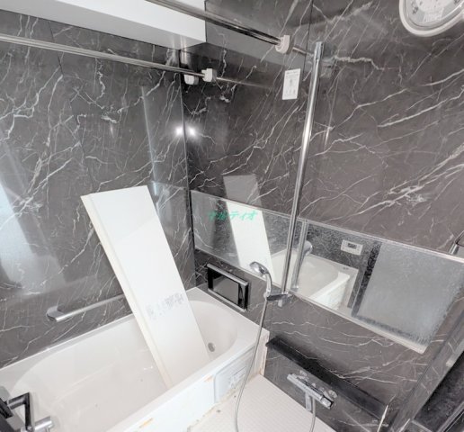 バス・シャワールーム　浴室