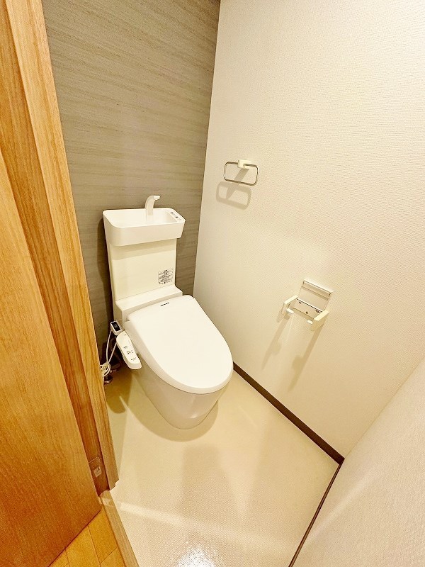 トイレ　★温水洗浄便座トイレ★