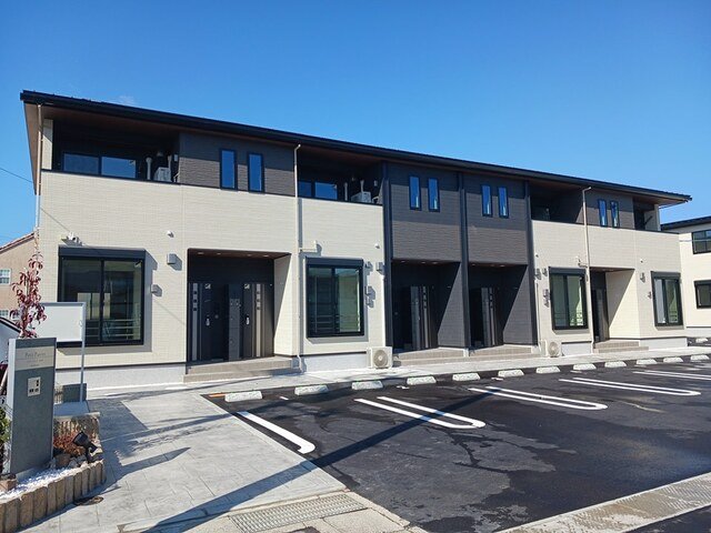 建物外観　落ち着いた雰囲気の外観です