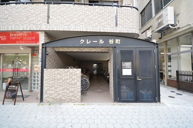 エントランス　クレール谷町　エントランス