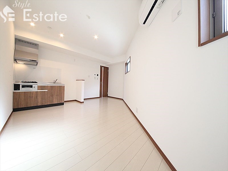 居室・リビング　内装