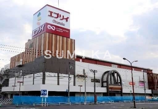 ショッピングセンター　エブリイOkanaka津高（ショッピングセンター）まで453m