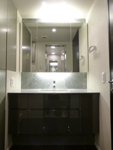 洗面設備　洗面所