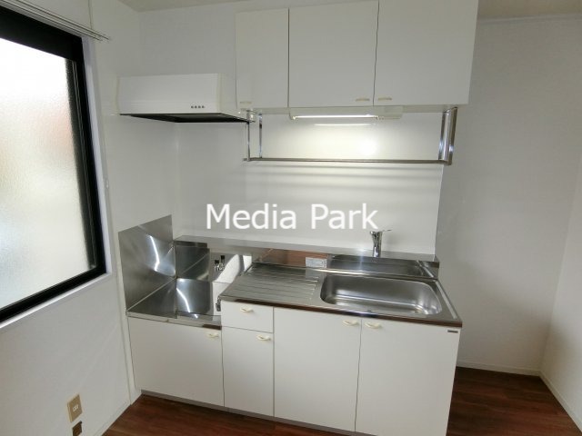 キッチン　同物件別のお部屋の参考写真です。