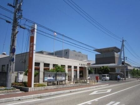 郵便局　矢掛郵便局（郵便局）まで411m