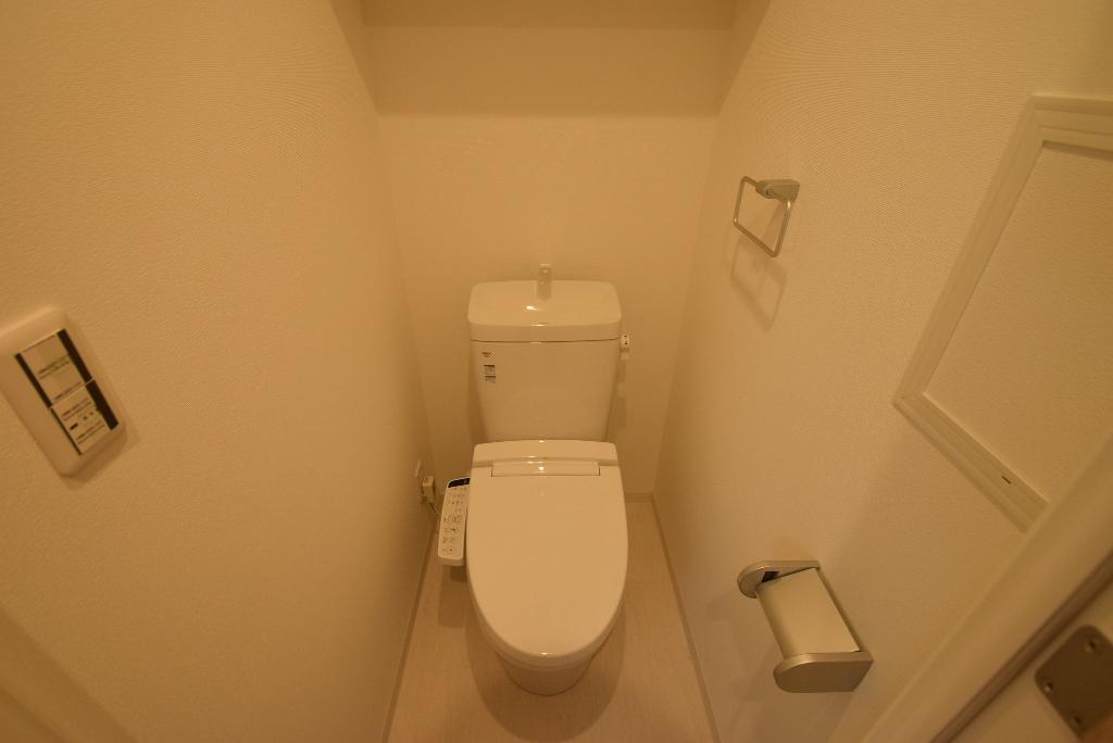 トイレ　シャワー付トイレ