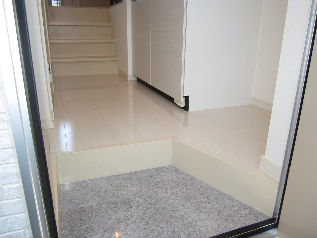 玄関　デザイナーズコーポ名北