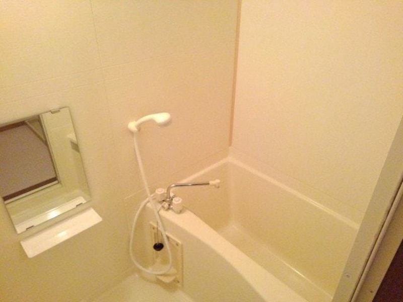 バス・シャワールーム　図面と現状に相違がある場合には現状を優先