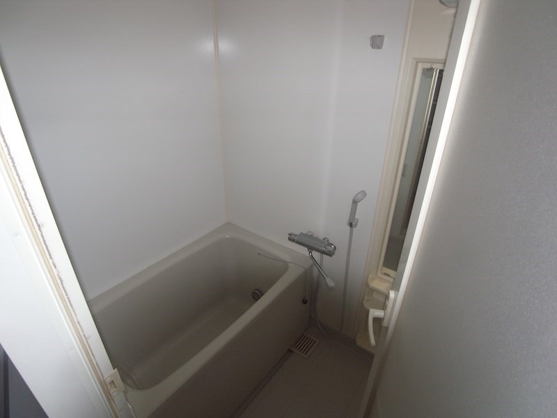 バス・シャワールーム　追い焚き・オートバス機能付お風呂