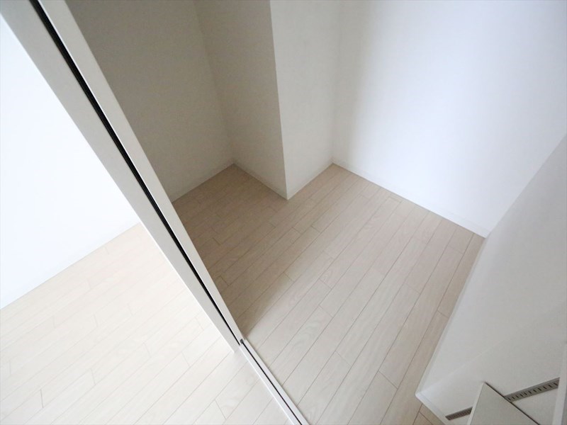 収納　ウォークインクローゼット（収納充実してます）