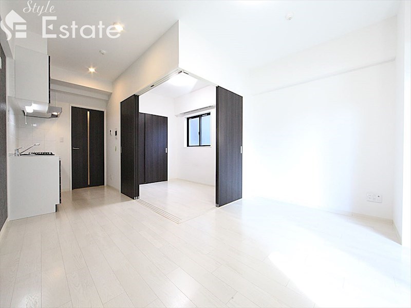 居室・リビング　内装