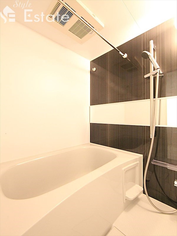 バス・シャワールーム　バスルーム