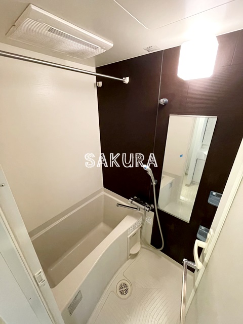 バス・シャワールーム　嬉しい浴室乾燥機のお風呂♪