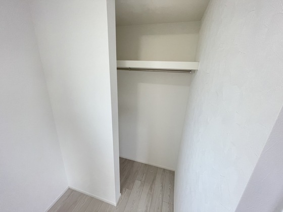 収納　※別部屋の写真です