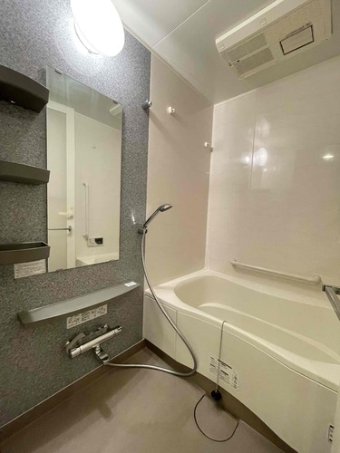 バス・シャワールーム　バス