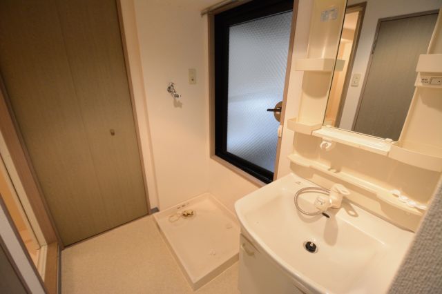 洗面設備　独立洗面化粧台付き☆