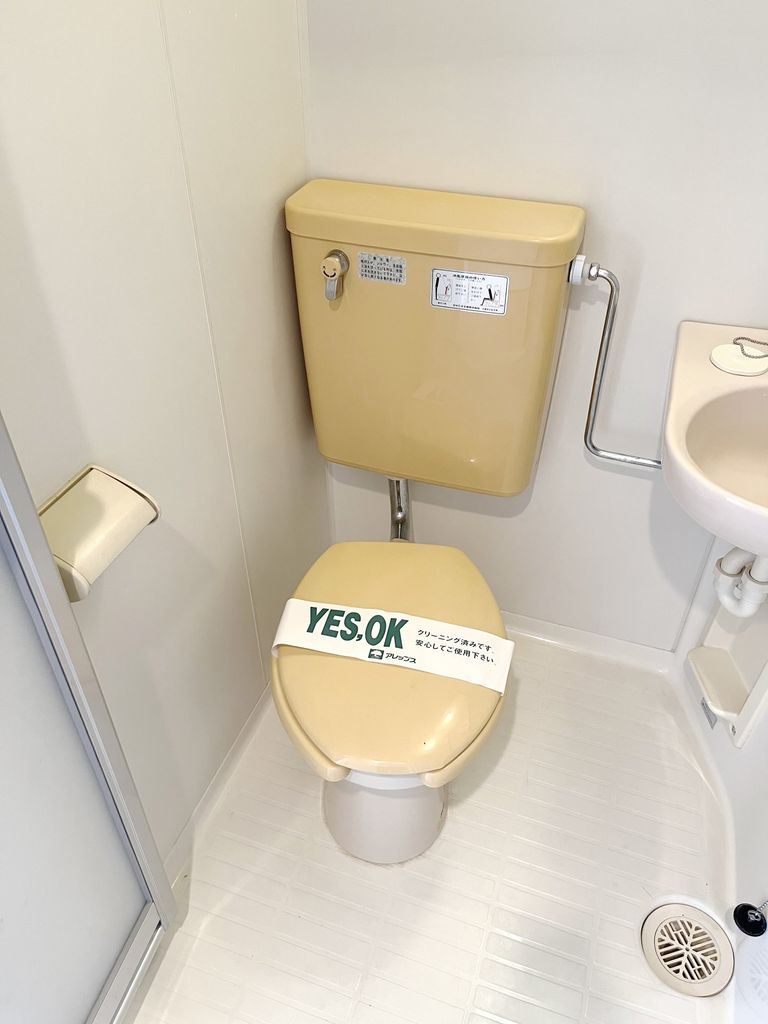 トイレ　別号室参考写真