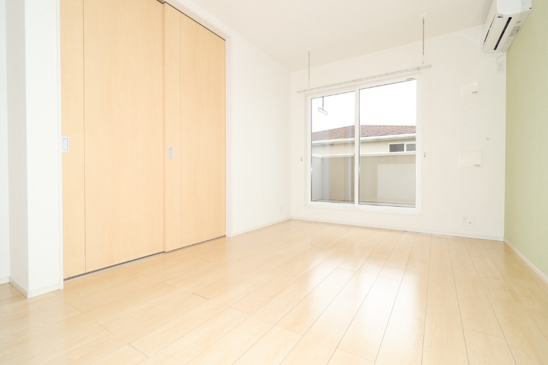 居室・リビング　図面と現状に相違がある場合には現状を優先