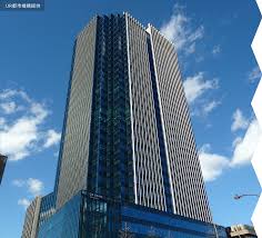 ショッピングセンター　コモレモール（ショッピングセンター）まで746m