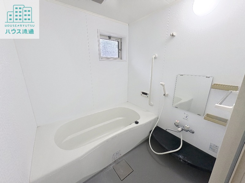 バス・シャワールーム　※別号室の写真です