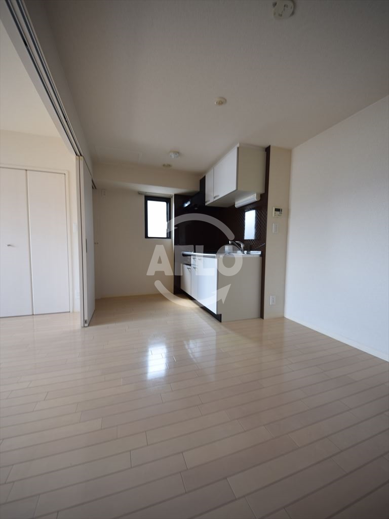 居室・リビング　KDXレジデンス難波南　ひろびろ室内