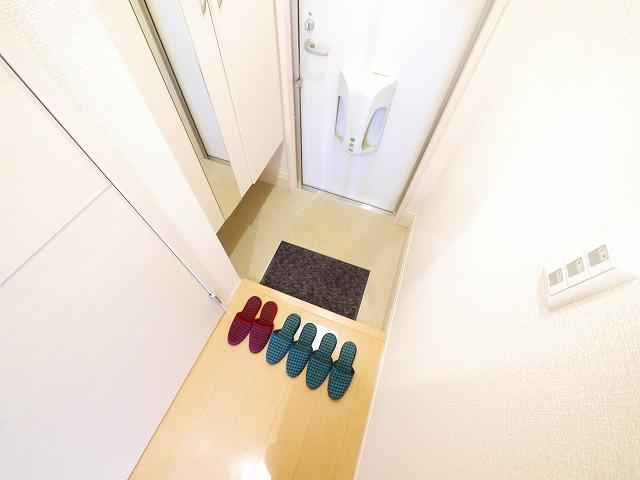 玄関　落ち着いた玄関です