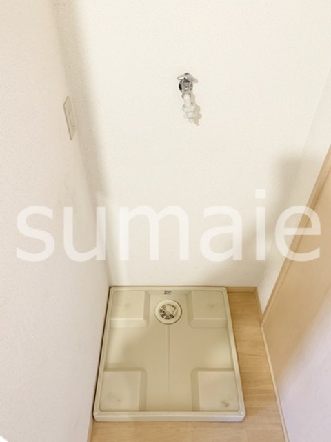 その他　室内洗濯機置場。