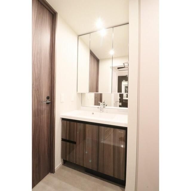 洗面設備　洗面所です