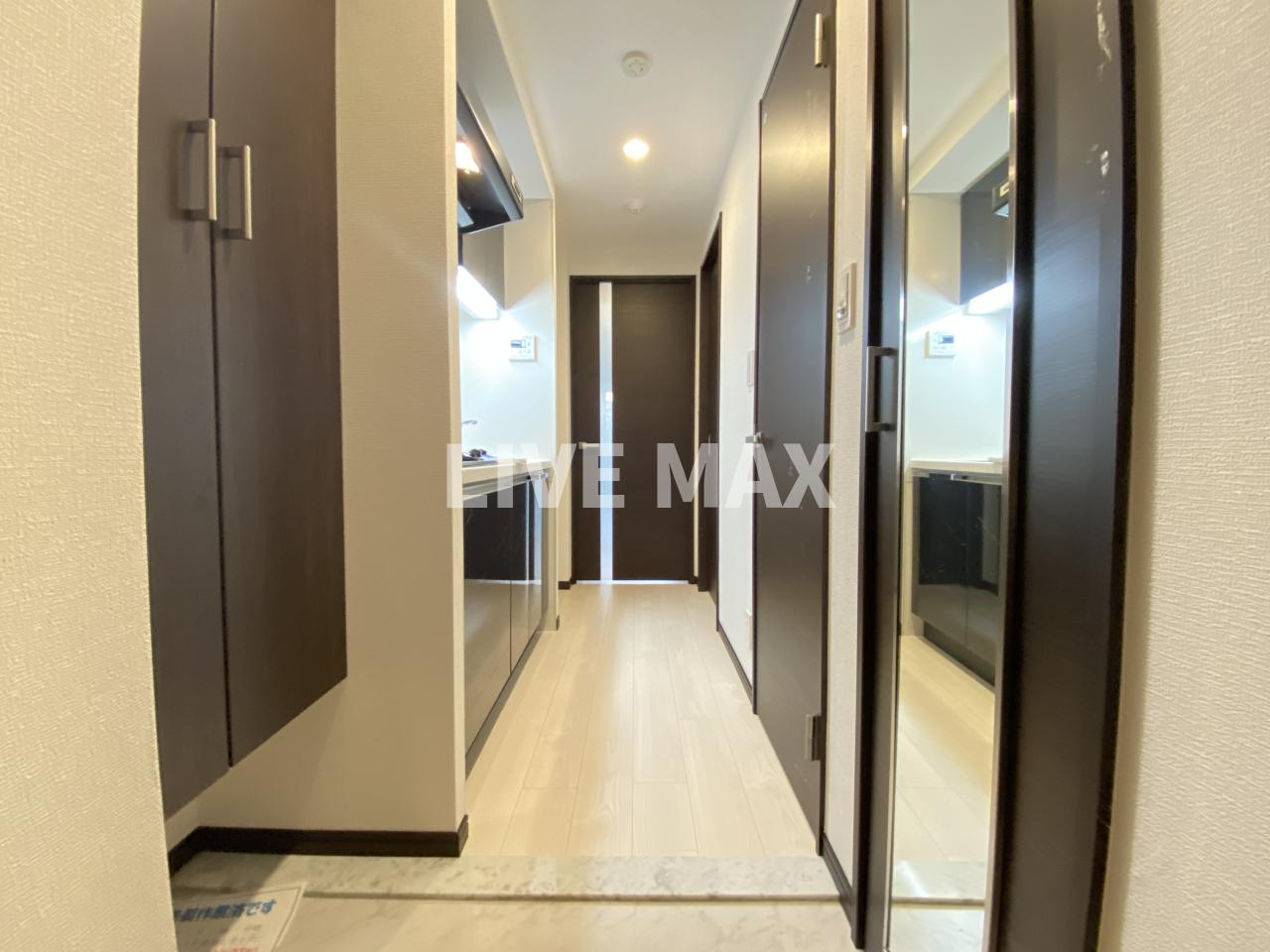 玄関　※反転タイプ